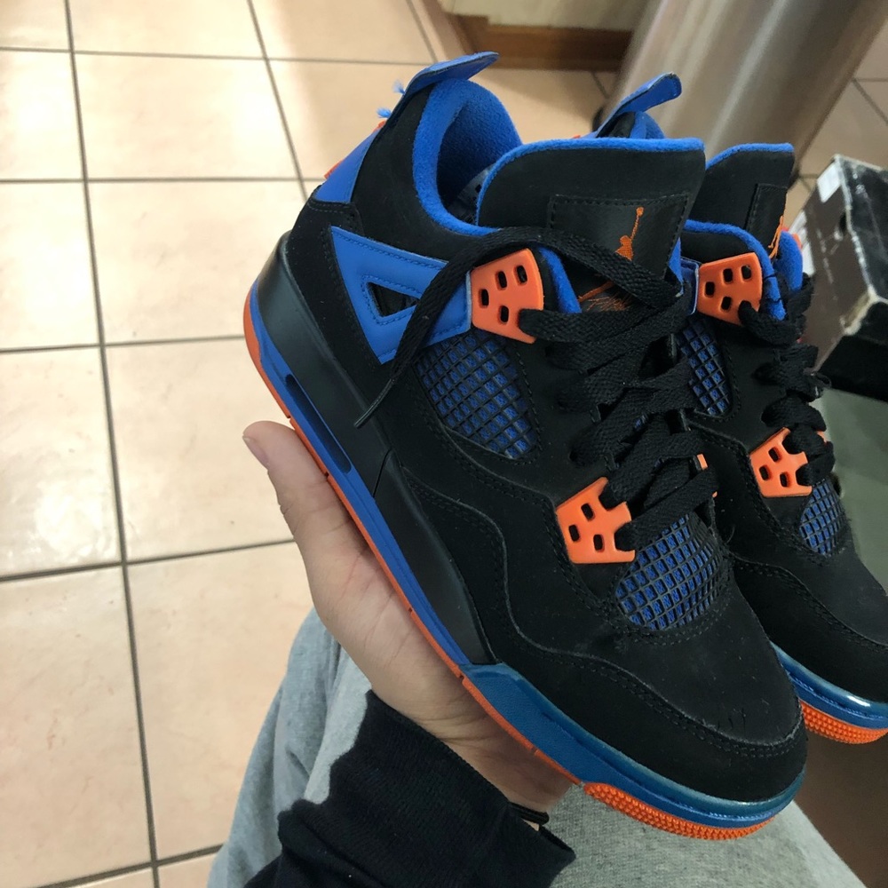 Air Jordan Cav 4s size 4Y